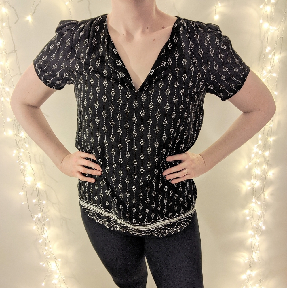 Black & white geometric blouse